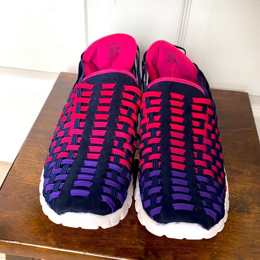 Slip on comfort sneakers 10 - NWOT -